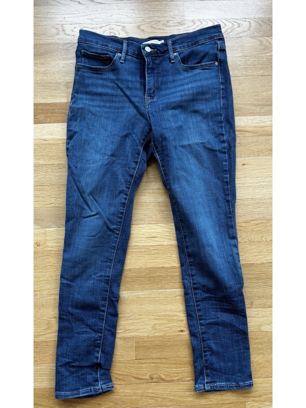 Levi’s 311 Shaping Skinny Jeans Womens Size 30 W30 L30 Dark Wash Stretch